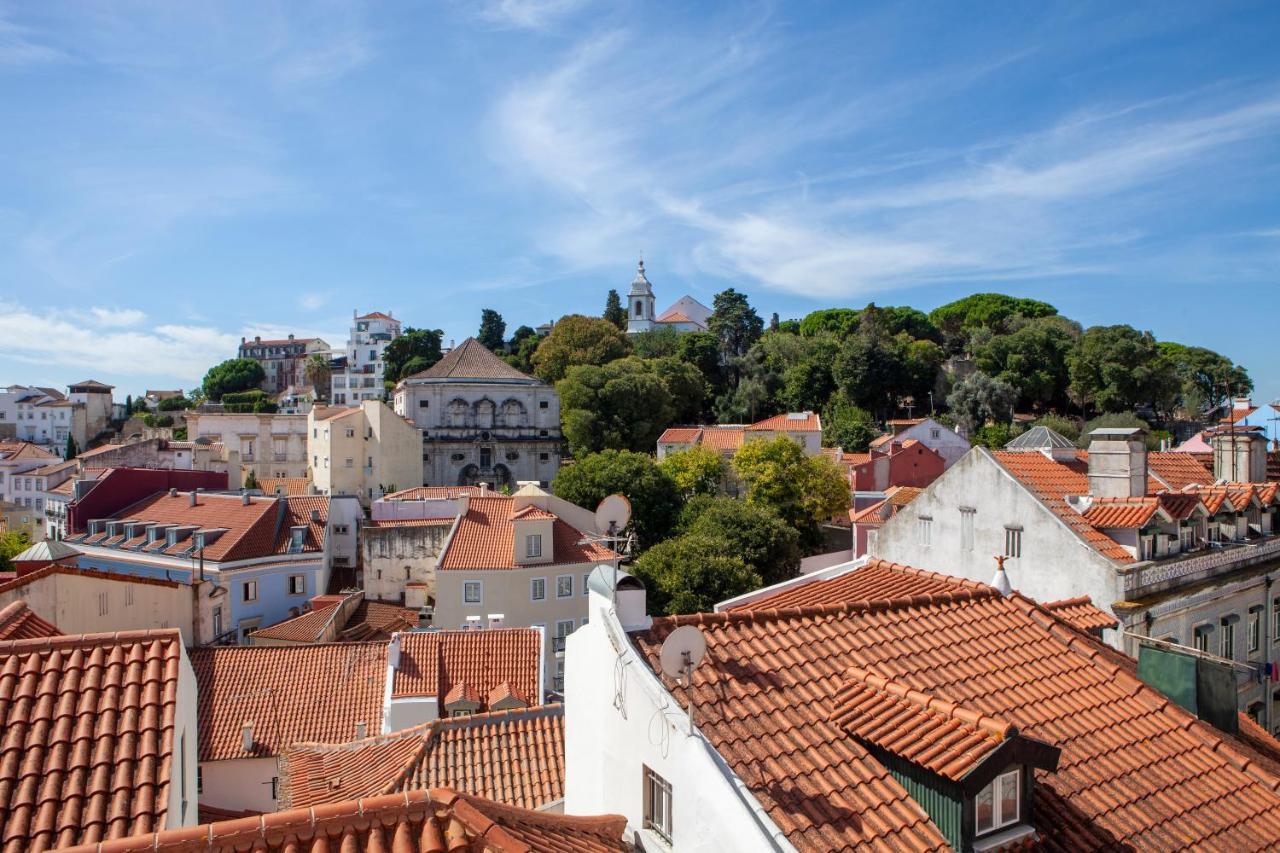 Alfama Scenic View: Charming 19th Century *